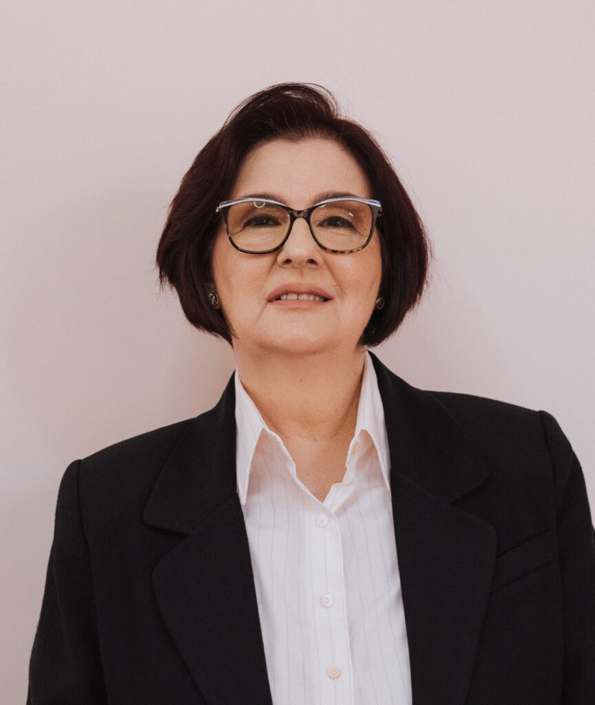 Dra Maria José de Souza